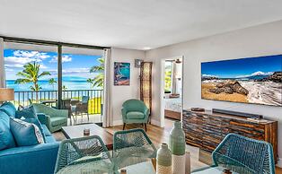 Elegant Penthouse Oceanfront Vistas