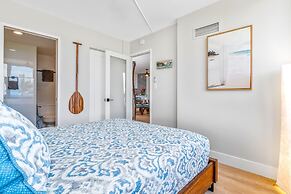 Elegant Penthouse Oceanfront Vistas