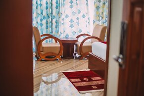 GR COMFORT HOTEL