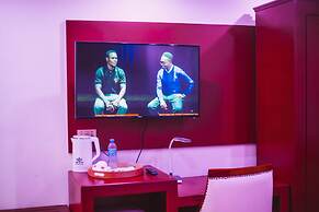 GR COMFORT HOTEL