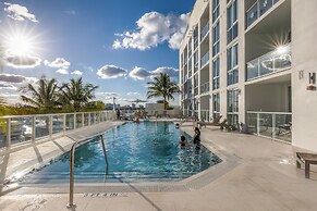 Ocean view Amazing 3BR at Tiffany House