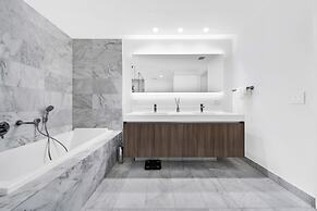 Ocean view Amazing 3BR at Tiffany House