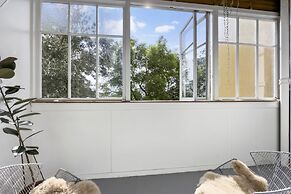 Heritage Apartment on City Fringe