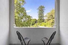 Heritage Apartment on City Fringe