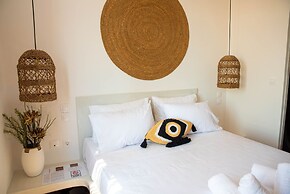 Aidani Luxurious Rooms