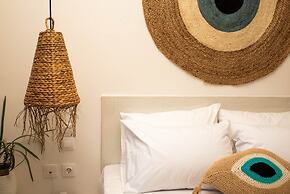 Aidani Luxurious Rooms