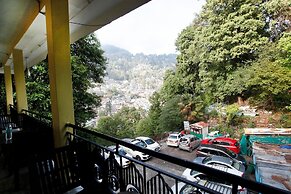Hotel Aroma Nainital