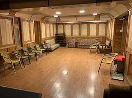 Hotel Aroma Nainital