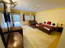 Hotel Aroma Nainital