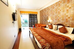Hotel Aroma Nainital
