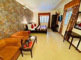 Hotel Aroma Nainital