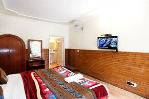 Hotel Aroma Nainital