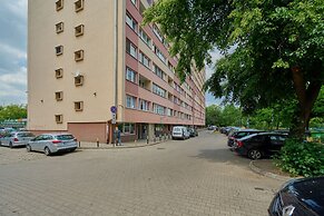 Bright & Stylish Gajowicka by Renters