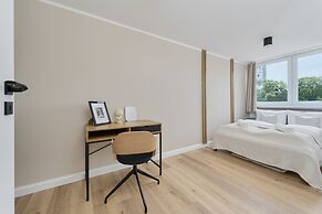 Bright & Stylish Gajowicka by Renters