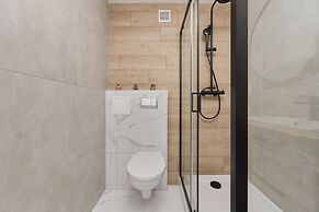 Bright & Stylish Gajowicka by Renters