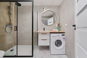 Bright & Stylish Gajowicka by Renters