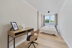 Bright & Stylish Gajowicka by Renters