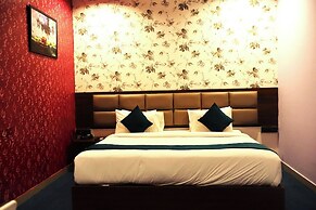The Elite Hotel