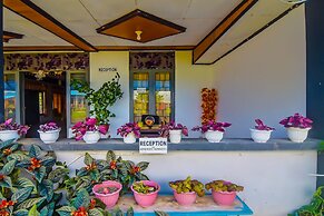 OYO 92225 Filadelfia Resto & Penginapan Near Benteng Moraya