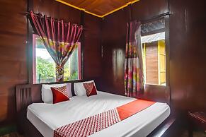 OYO 92225 Filadelfia Resto & Penginapan Near Benteng Moraya