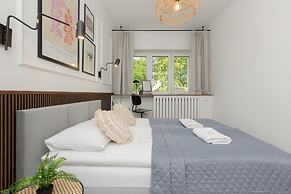 Stylish Apartment Nowolipie by Renters