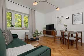 Stylish Apartment Nowolipie by Renters