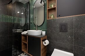 Stylish Apartment Nowolipie by Renters