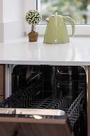 Stylish Apartment Nowolipie by Renters