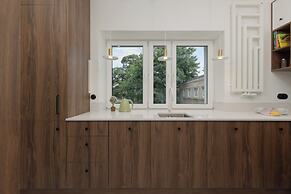 Stylish Apartment Nowolipie by Renters