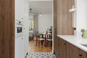 Stylish Apartment Nowolipie by Renters