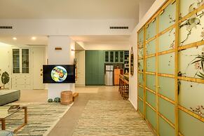 Charming 2BR Apt w a Breathtaking Patio