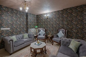 35 Sahakar Suites