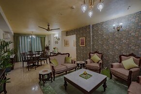 35 Sahakar Suites