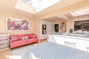 Beautiful Family-Friendly 3BD House - North Sheen