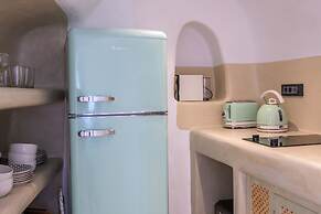 SantorOia Luxury Suites