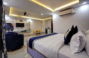 Hotel Noida Dreamz 144