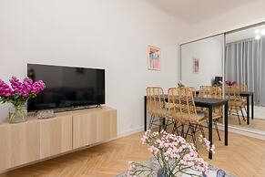 Sweet & Stylish Apartment by Renters