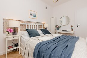 Sweet & Stylish Apartment by Renters