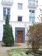 Sweet & Stylish Apartment by Renters