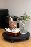 Sweet & Stylish Apartment by Renters