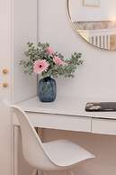 Sweet & Stylish Apartment by Renters