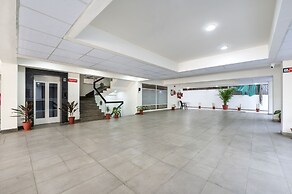 Palm Stay - Studios & Rooms