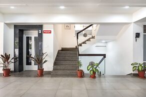 Palm Stay - Studios & Rooms