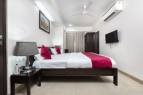 Palm Stay - Studios & Rooms