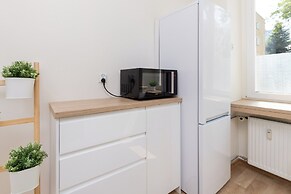 Apartment Komandorska by Renters