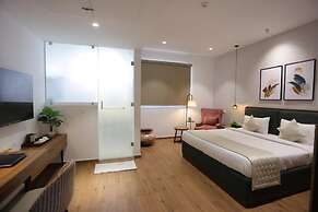 Pondy Heights - Suites and Studios