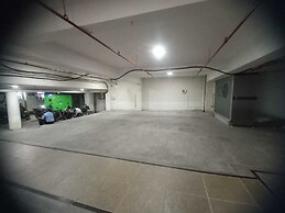 Pondy Heights - Suites and Studios