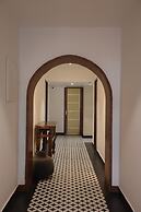 Pondy Heights - Suites and Studios