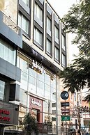 Pondy Heights - Suites and Studios