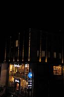 Pondy Heights - Suites and Studios